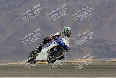 media/Jan-14-2023-SoCal Trackdays (Sat) [[497694156f]]/Turn 9 Set 2 (1130am)/